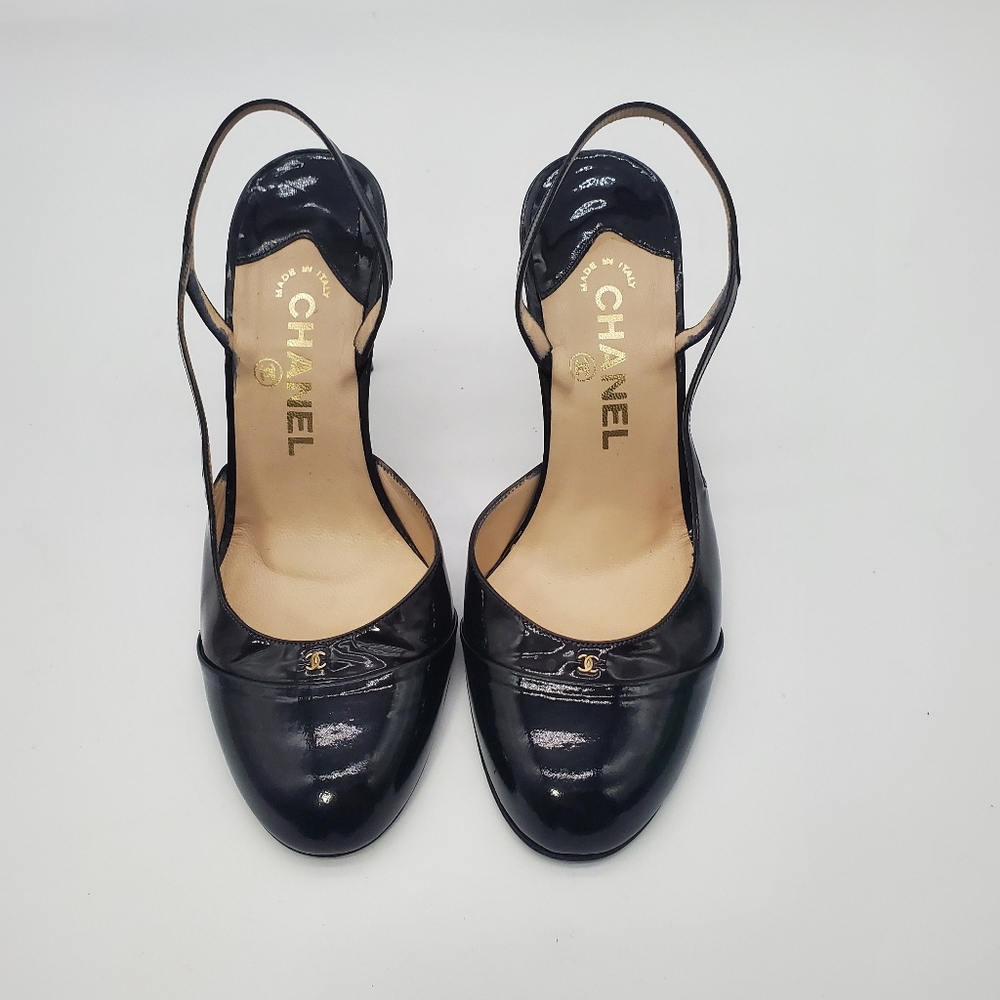 CHANEL CC logo Black Patent Leather  Heels 36.5